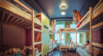 Кровать в общем 8-местном номере в Гостинице Fabrika Hostel&Gallery